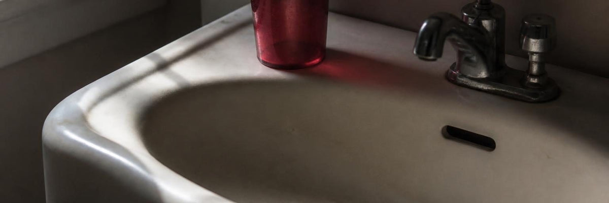 Why Do Gums Bleed Even If You Don’t Feel Pain?