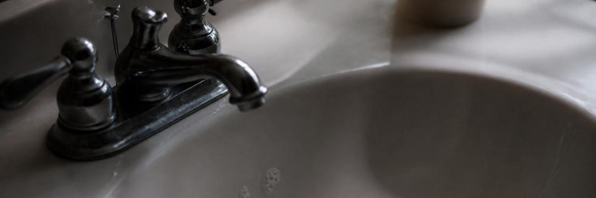 Should you rinse after brushing your teeth?